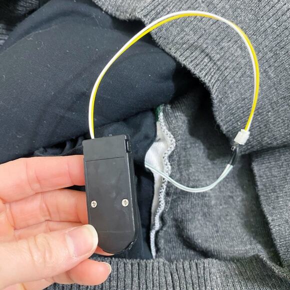 Tipsy Elves Gray Too Lit Light Up Ugly Christmas Sweater Women's Size Large EUC - Picture 9 of 9